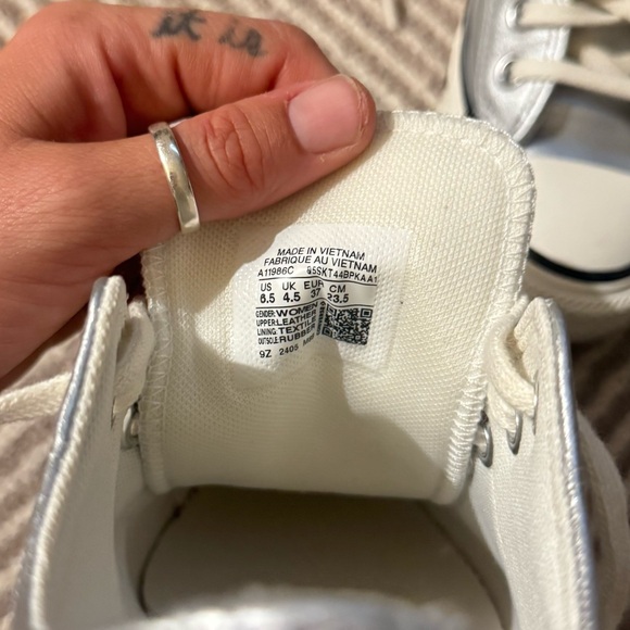 Women's Chuck Taylor All Star Dainty Lucky Metallic Sneakers - Picture 10 of 11